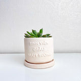 "Sinh Viên Giàu Vượt Khó" Concrete Pen Holder