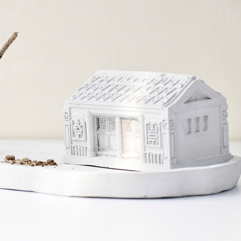 Pagoda incense holder