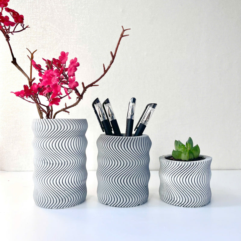 MODERN WAVY TEXTURED INDOOR PLANTER POT