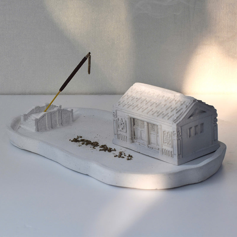 Pagoda incense holder