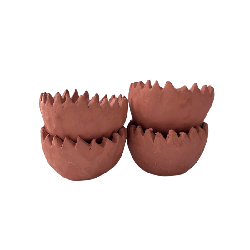 Natural Clay Planter With Pattern – 5cm (Unglazed)