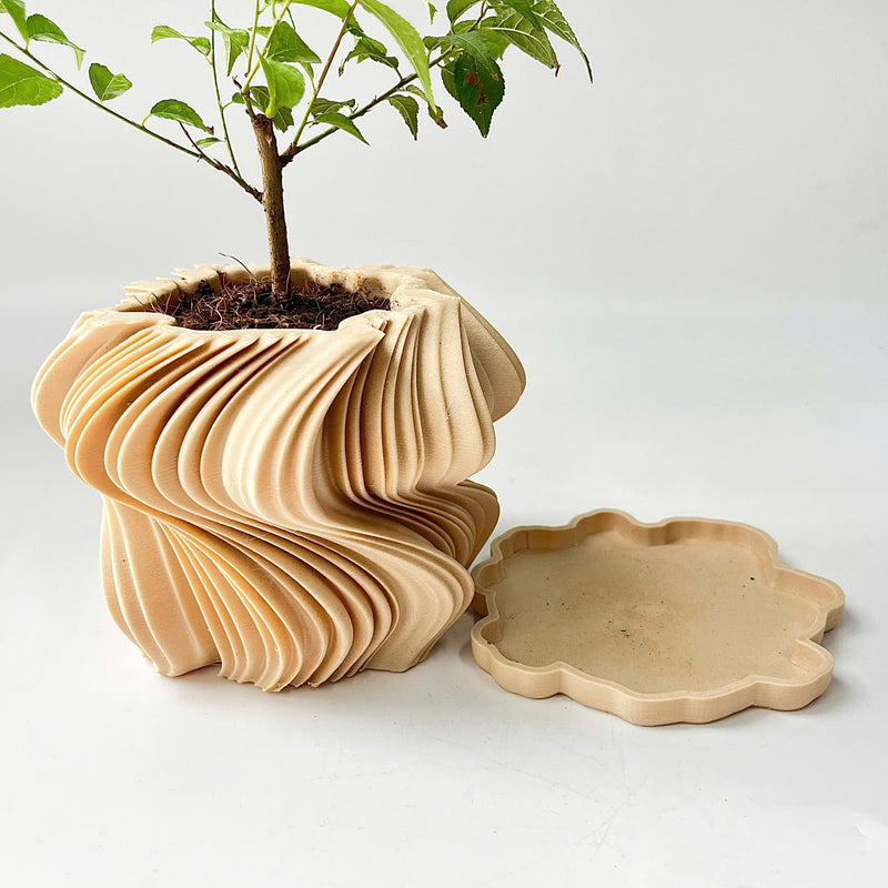 3D-Printed Wavy Planter