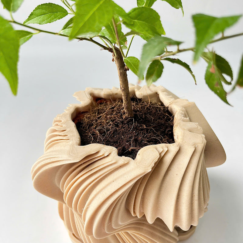 3D-Printed Wavy Planter
