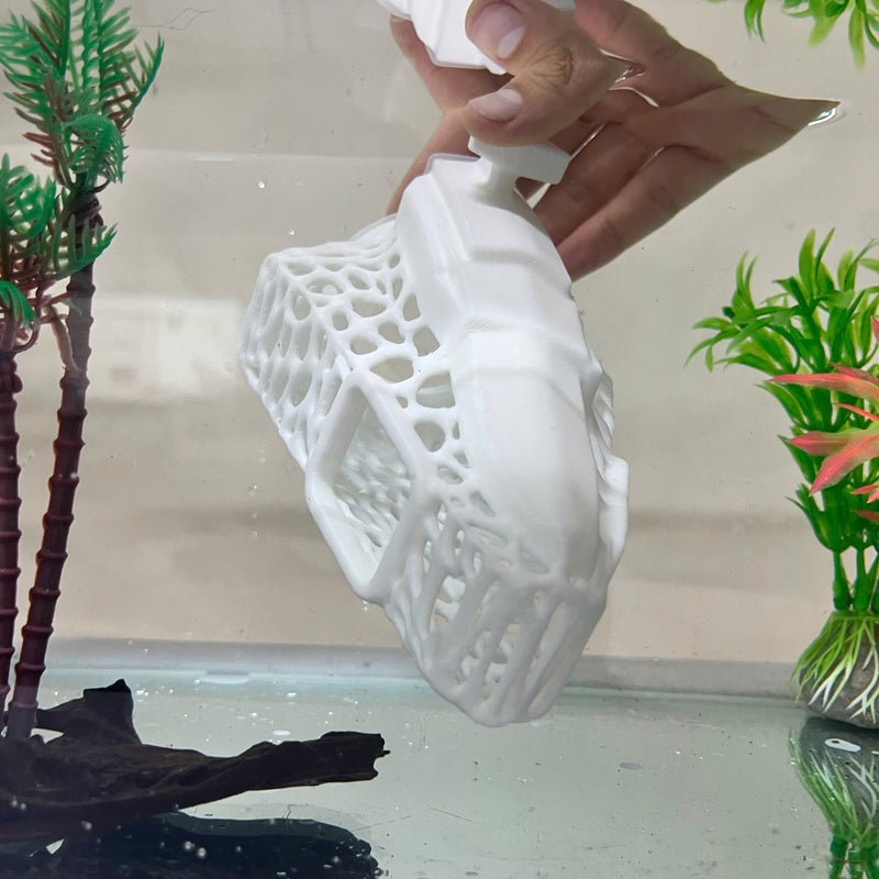 Floating Tunnel Hide for Fish, Safe Plastic For Aquariums (Spaceship)