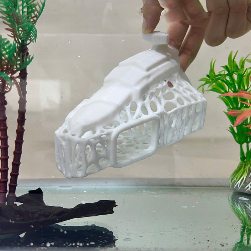 Floating Tunnel Hide for Fish, Safe Plastic For Aquariums (Spaceship)