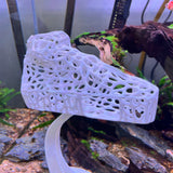 Tunnel Hide for Fish – Comes with Stand – Safe Plastic For Aquariums (Spaceship)