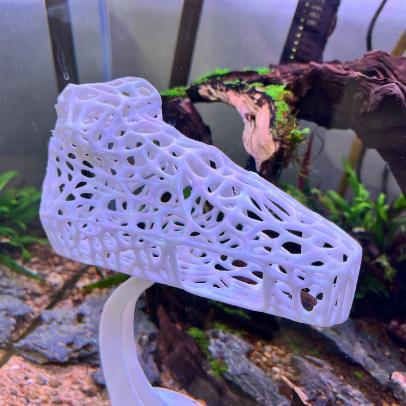 Tunnel Hide for Fish – Comes with Stand – Safe Plastic For Aquariums (Spaceship)