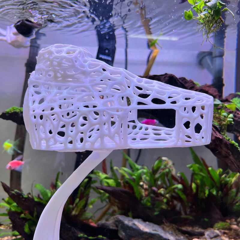 Tunnel Hide for Fish – Comes with Stand – Safe Plastic For Aquariums (Spaceship)
