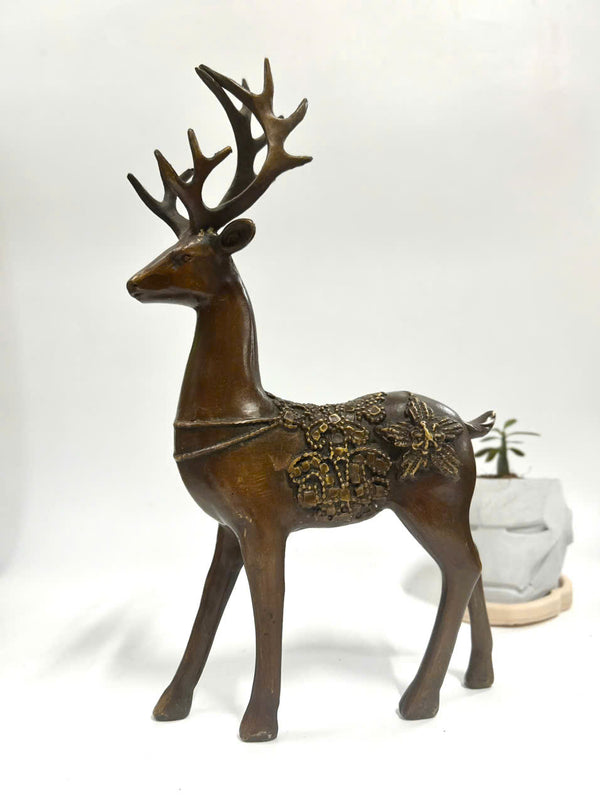 Bronze Deer Statue – Symbol of Luck, Prosperity & Longevity
